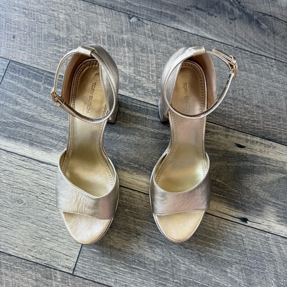 NWT Tory Burch Metallic Spark Gold Platform Heels Retro 70s Disco Style Size 11